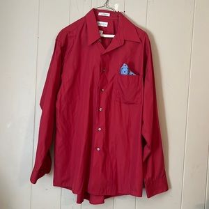 A man long sleeve dress shirt